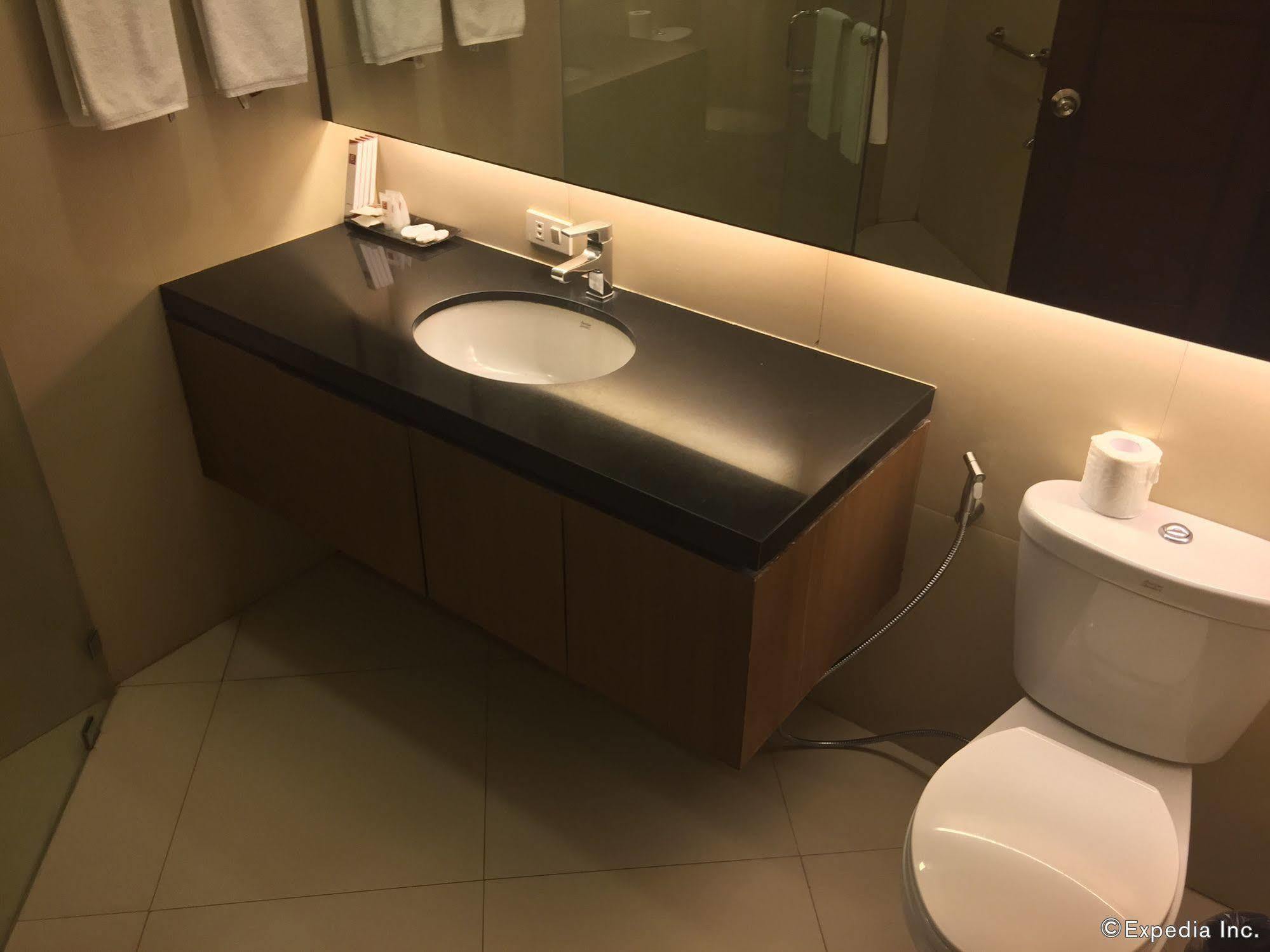 Gt Hotel Bacolod Dış mekan fotoğraf