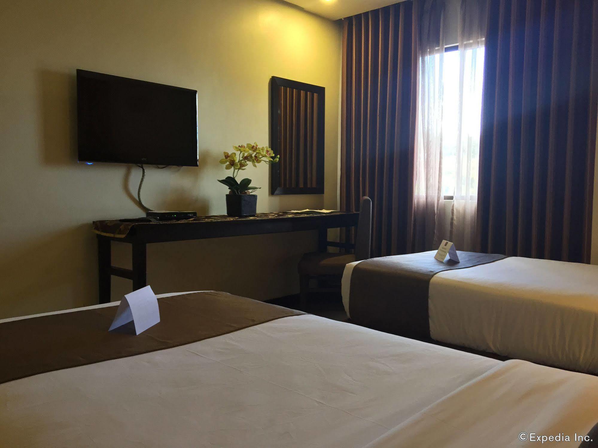 Gt Hotel Bacolod Dış mekan fotoğraf
